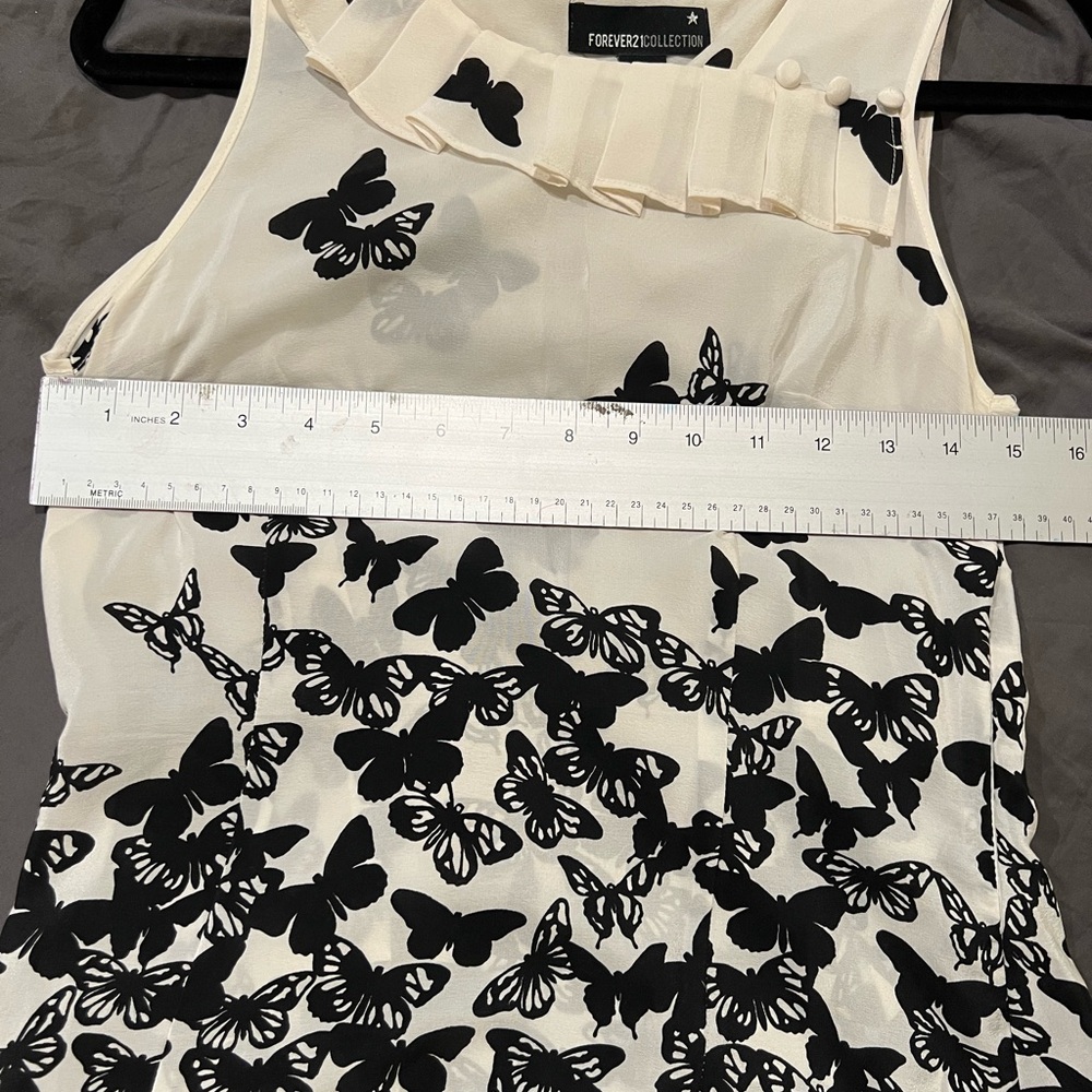 100% Silk Butterfly Top szS - Picture 13 of 15